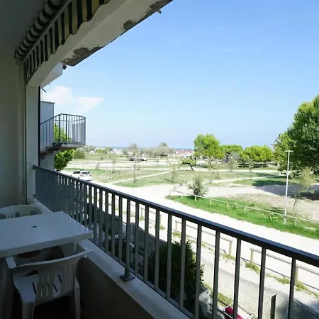 Ferienwohnung Fuer 5 Personen Ca 45 Qm In Lido Di Spina, Adriakueste Italien Lidi Ferraresi アパート リド・ディ・スピーナ